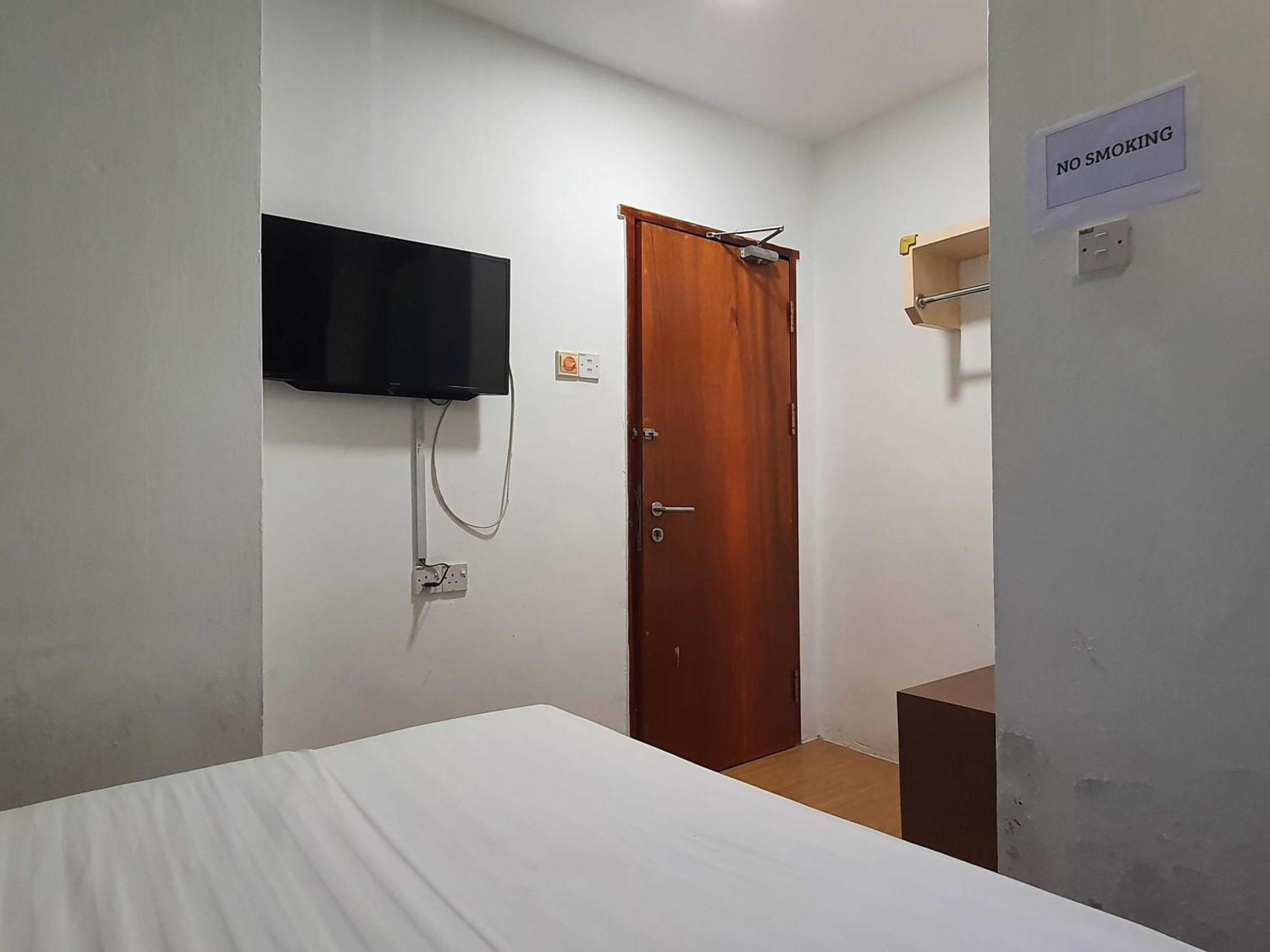 Oyo 91053 Signature Inn มีรี ภายนอก รูปภาพ